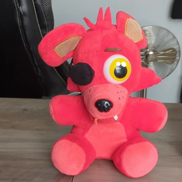 Five Nights At Freddy's (FNAF) Plushies Balloon Boy, Freddy, And Foxy And Book - Picture 4 of 9